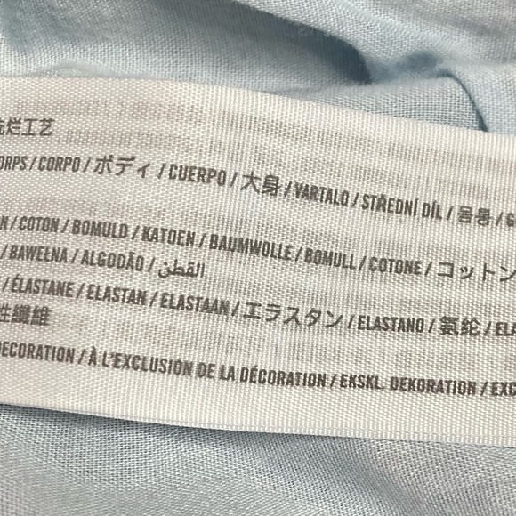 Abercrombie & Fitch Distressed Mom Jeans - Picture 10 of 10